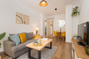 C21 Trendy 2 Bdr & Parking downtown
